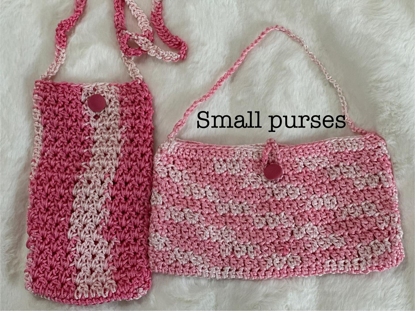 Cute purses to carry your mobile phone or sunglasses!
